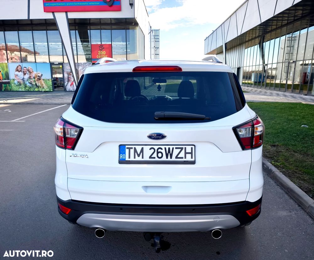 Ford Kuga 1.5 TDCi 2x4 Aut. Titanium - 10