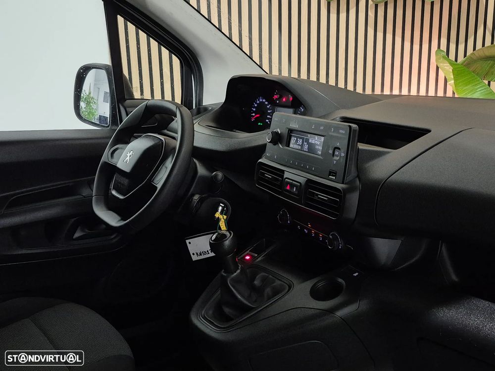 Peugeot Partner 1.6HDI - 130.000KM | GARANTIA | 3 LUGARES - NACIONAL - 9