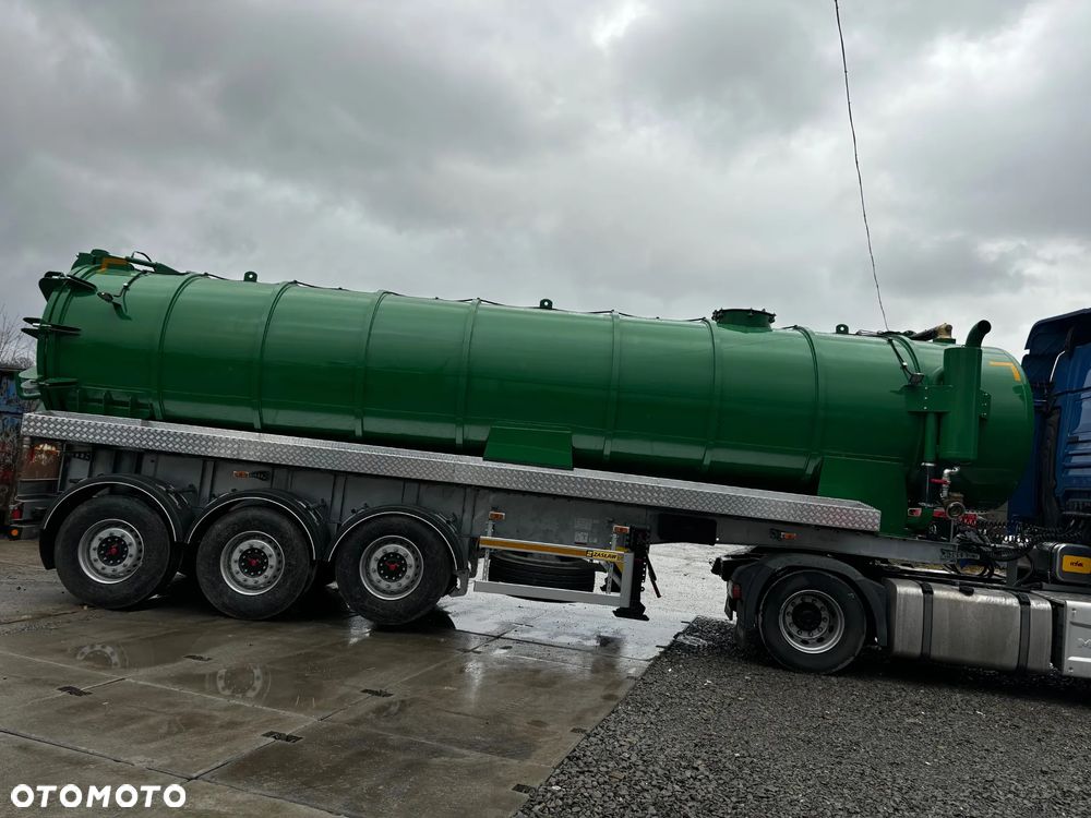 Zaslaw asenizacja 24m3, WUKO, JUROP RV520, DEMAG - 3