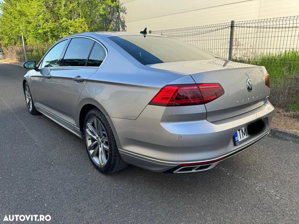 Volkswagen Passat 2.0 BiTDI DSG 4Mot Highline - 21