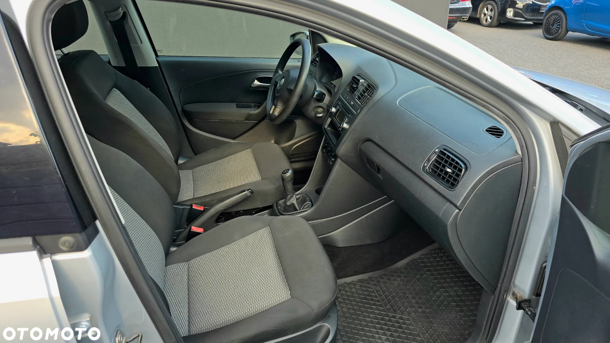Volkswagen Polo - 9