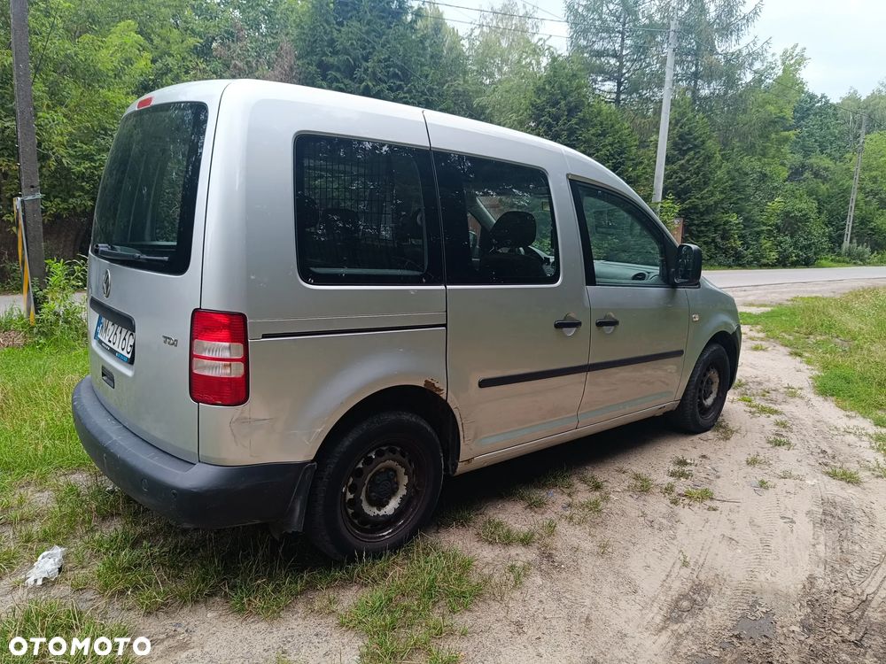 Volkswagen Caddy - 9