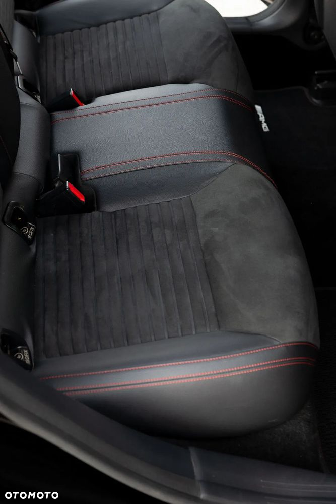 Mercedes-Benz CLA - 39