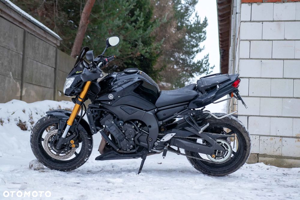 Yamaha FZ8 - 6