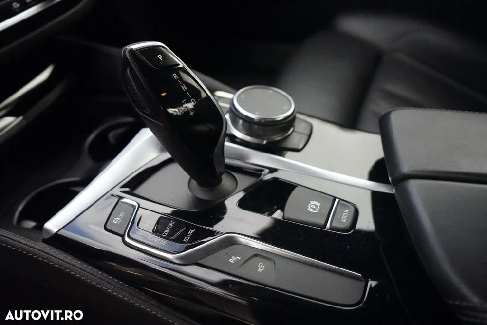 BMW Seria 5 540i xDrive AT - 19