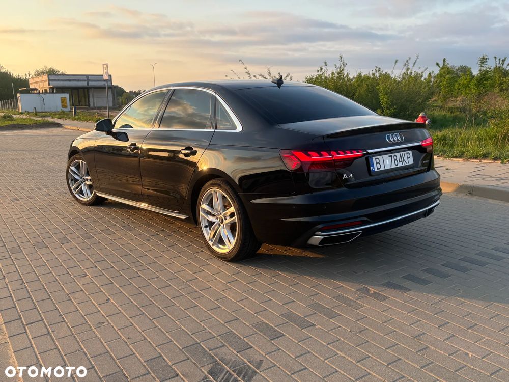 Audi A4 Limousine - 8
