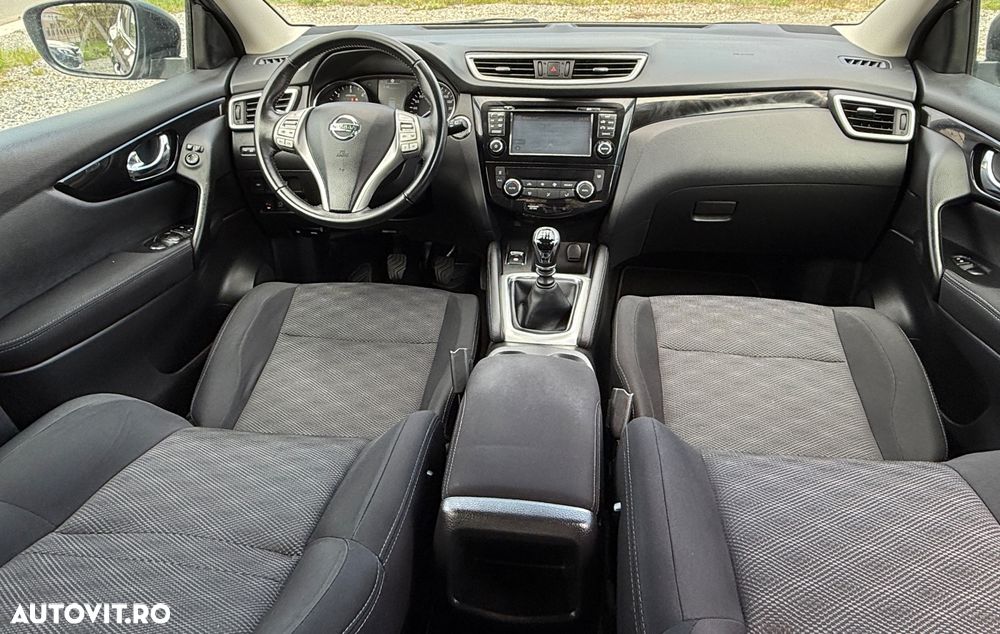 Nissan Qashqai 1.5 DCI Start/Stop Tekna - 9