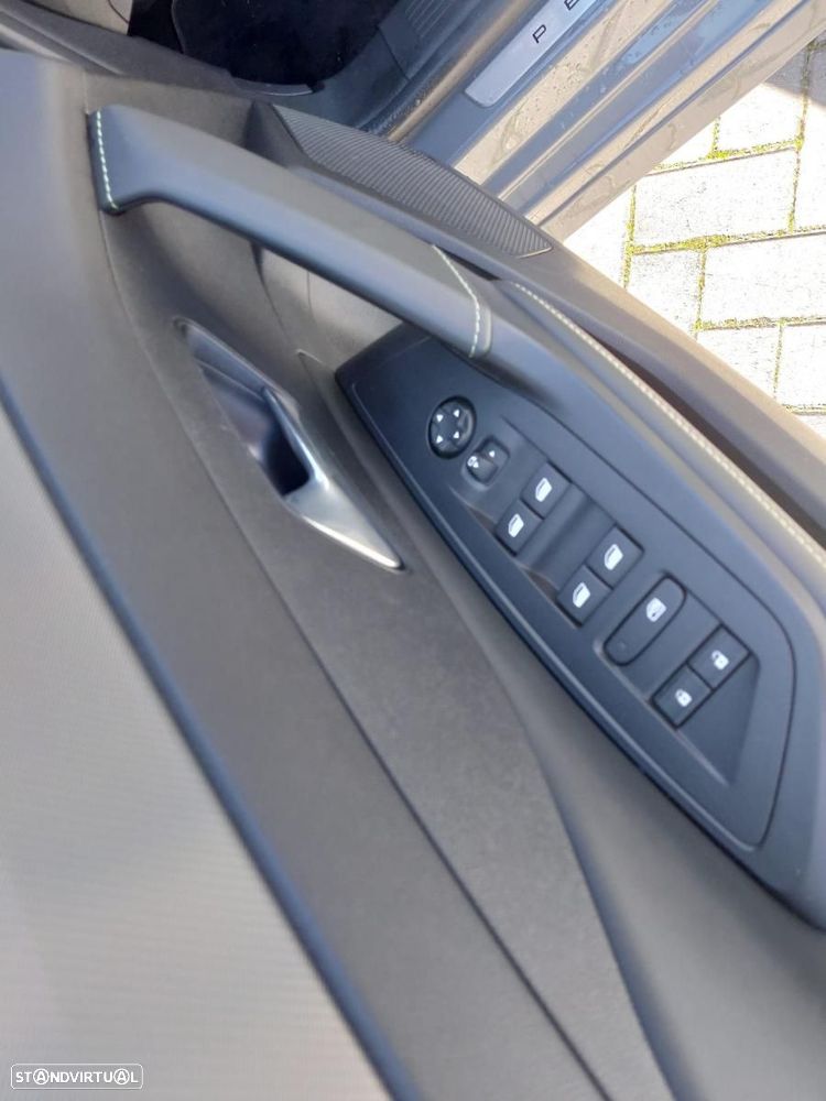 Peugeot 308 1.6 Hybrid Active e-EAT8 - 10