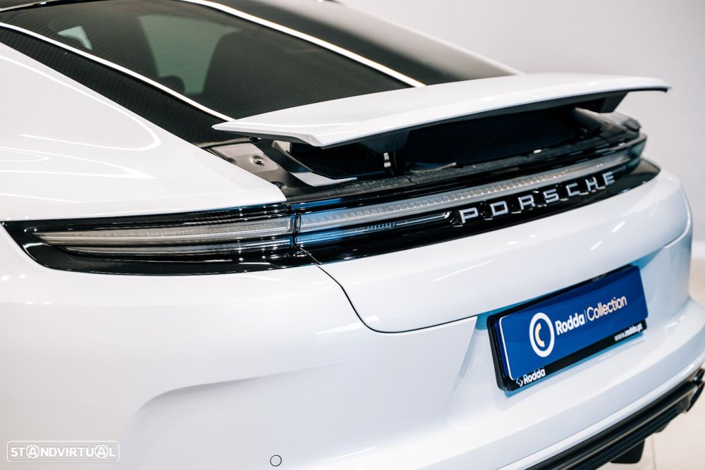 Porsche Panamera 4 E-Hybrid - 8