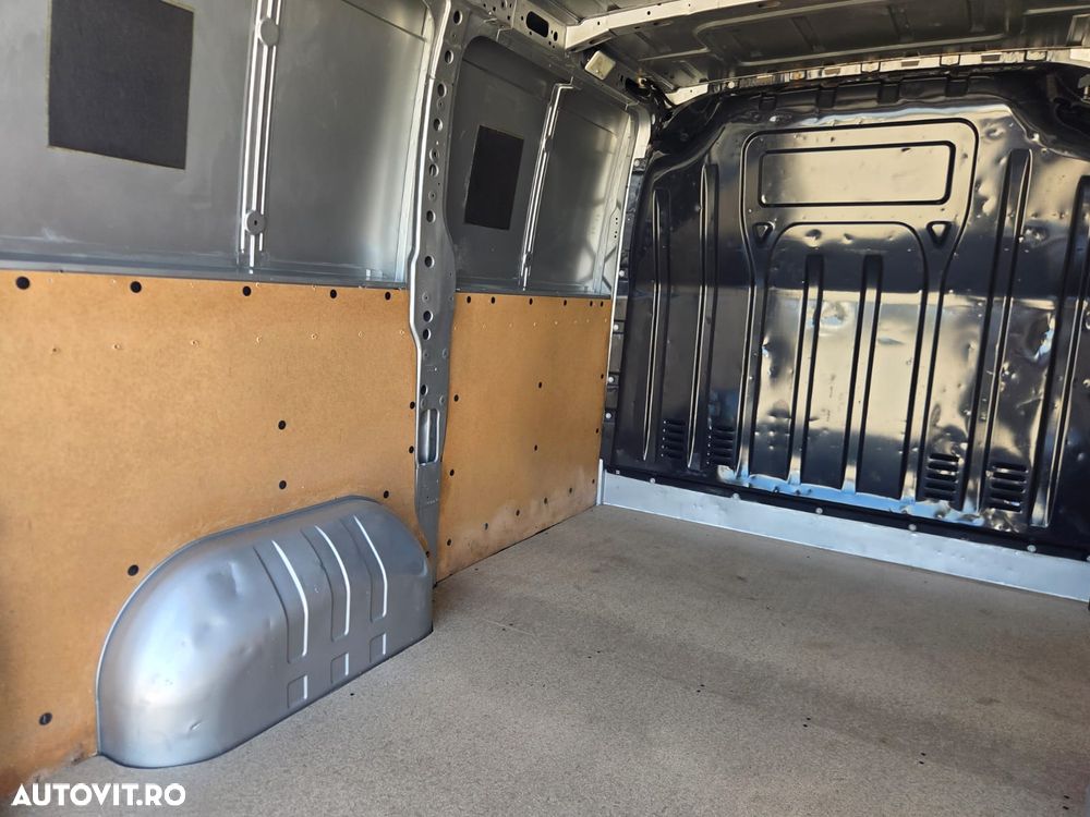 Renault Master L1H1 - 13