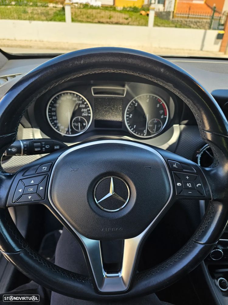 Mercedes-Benz A 180 - 2