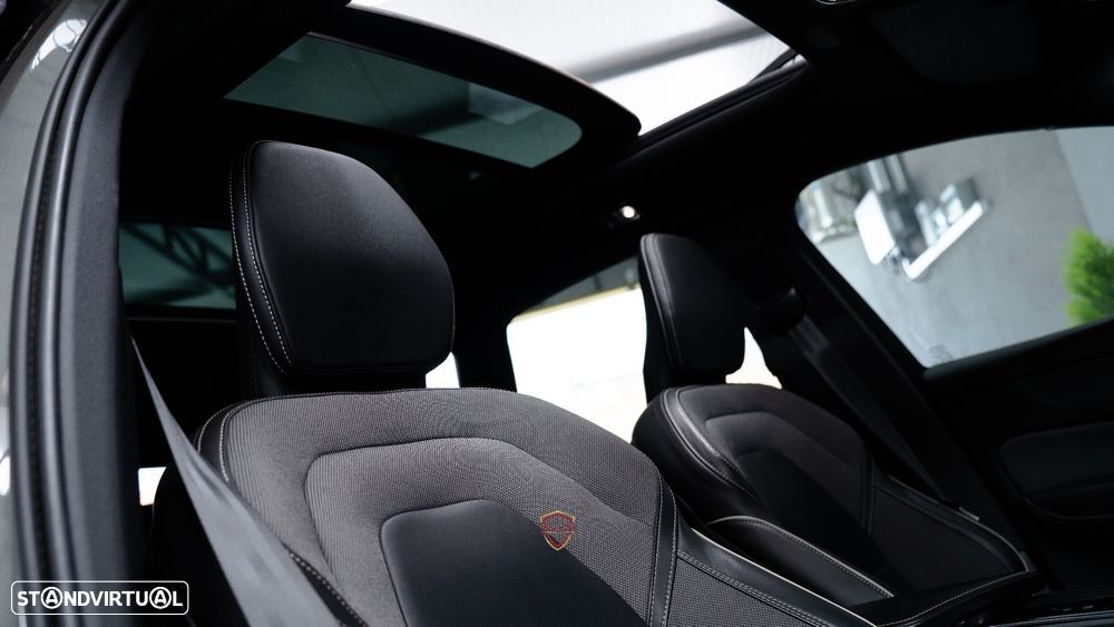 Volvo XC 60 2.0 T8 PHEV Polestar Engineered AWD - 39