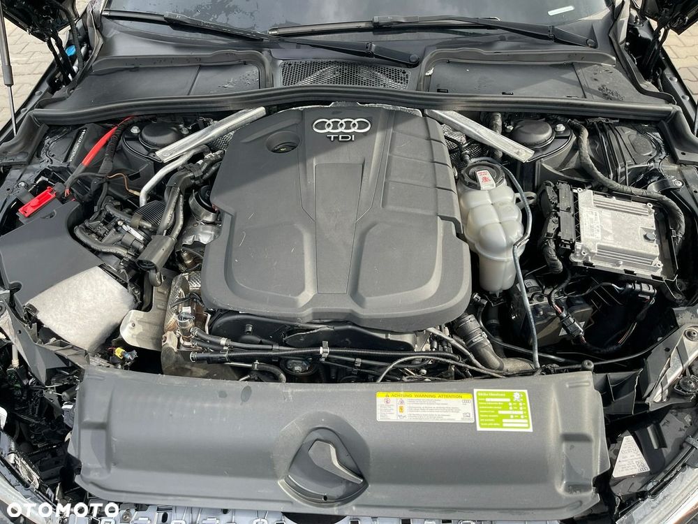 Audi A4 Avant 2.0 TDI Quattro Design S tronic - 12