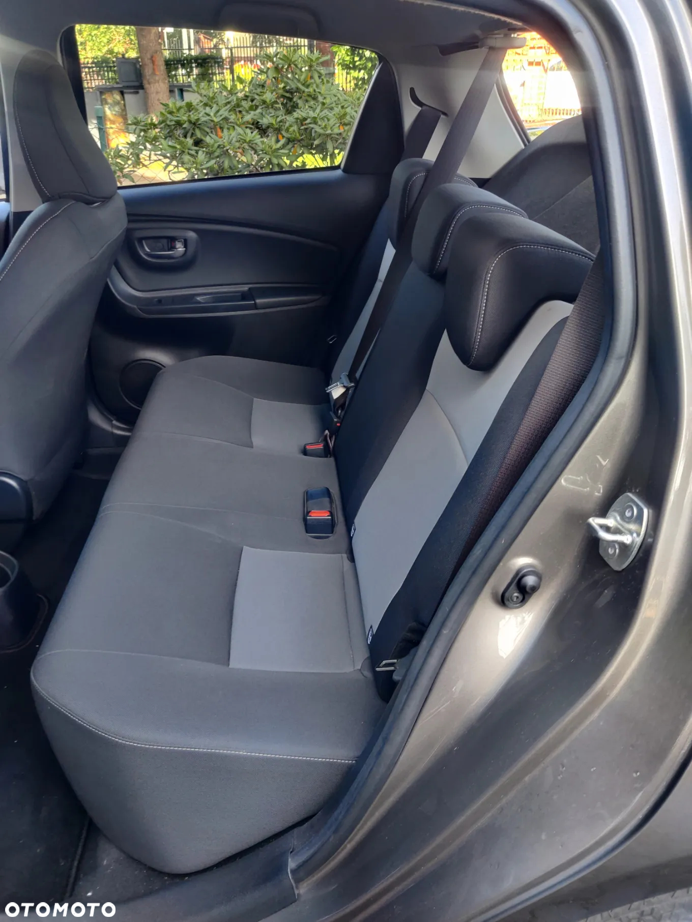 Toyota Yaris - 15