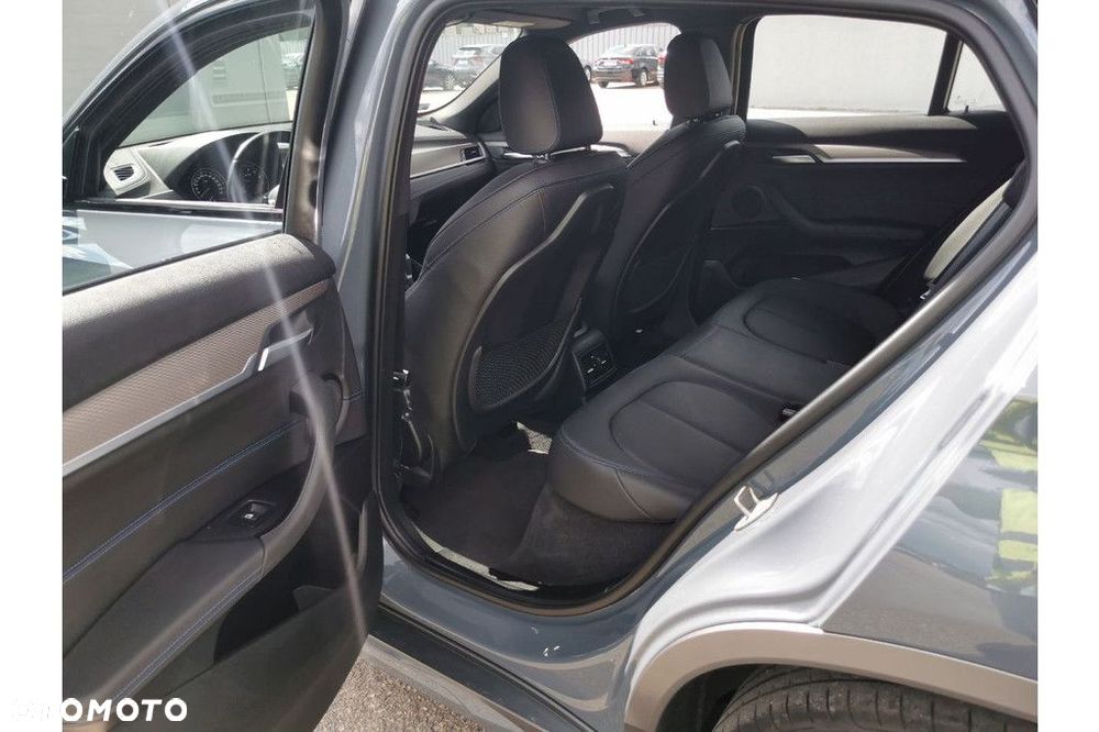 BMW X2 - 6