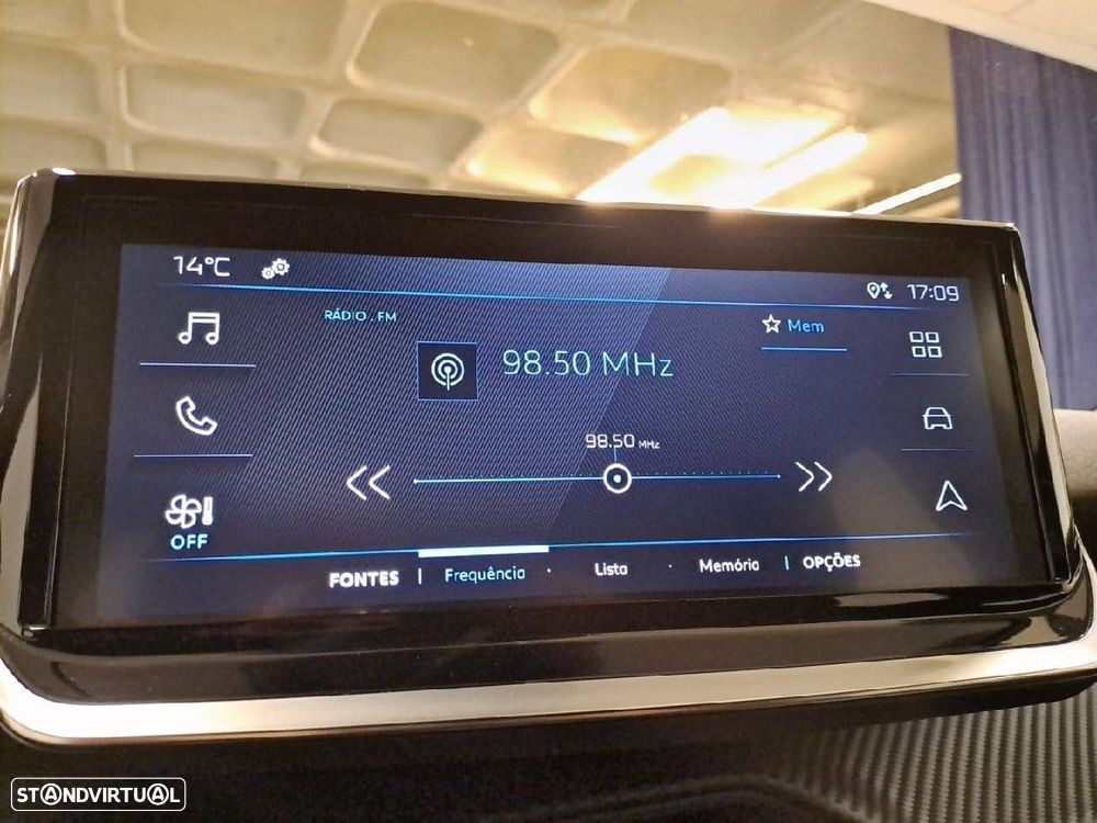 Peugeot e-2008 54 kWh Style - 18