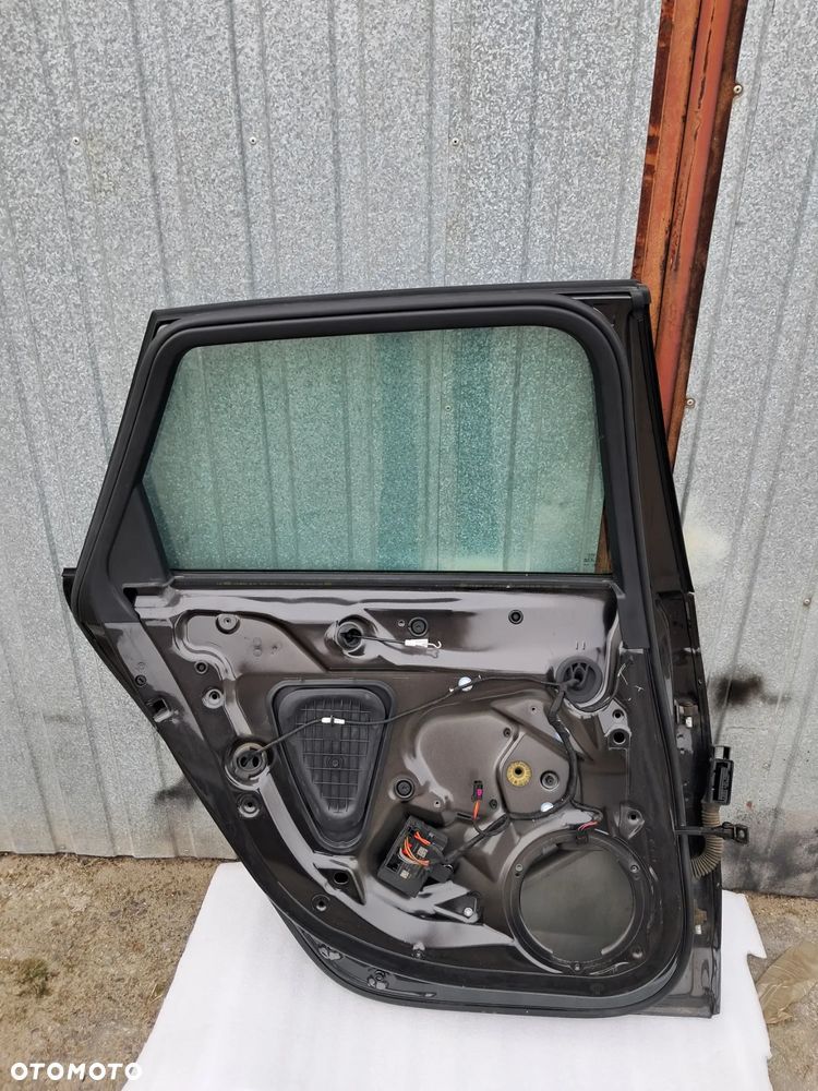 Audi a4 b8 lift kolor LZ7L drzwi tylne lewe kompletne - 4