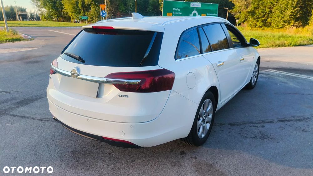 Opel Insignia 2.0 CDTI automatik Business Edition - 28