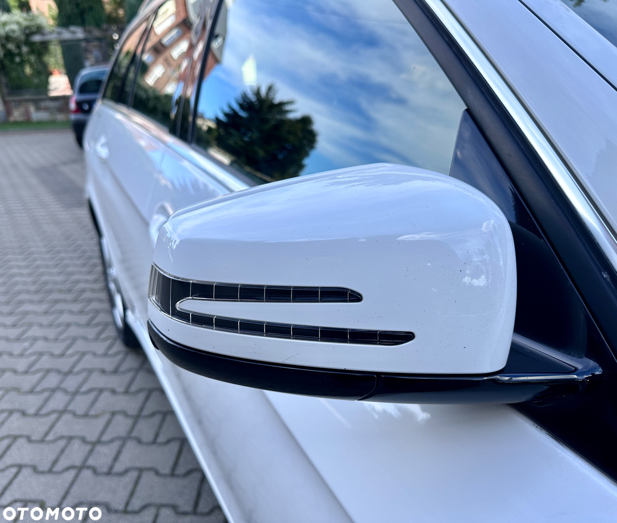 Mercedes-Benz Klasa E 200 CDI 7G-TRONIC - 28