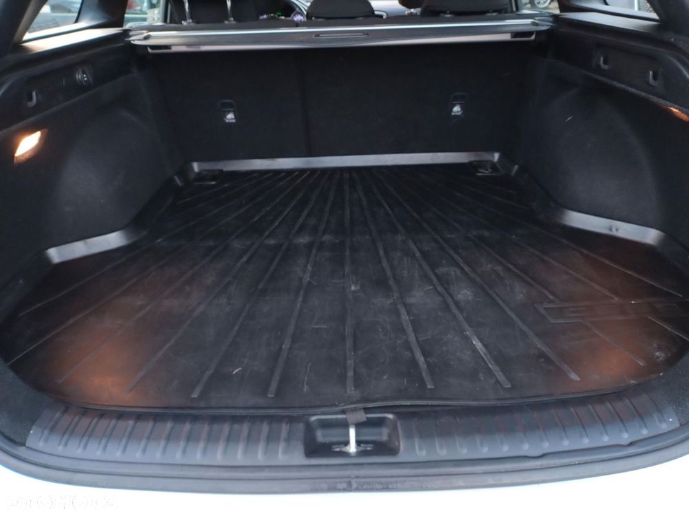 Kia Ceed - 17