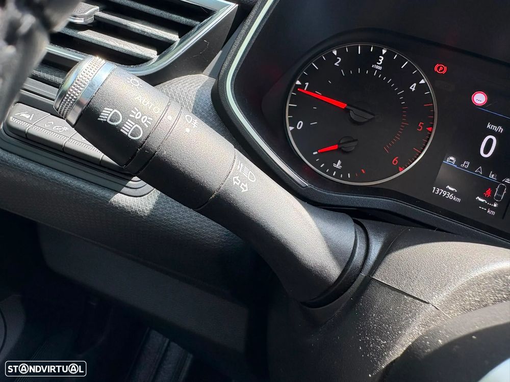 Renault Clio BLUE dCi 85 EXPERIENCE - 12
