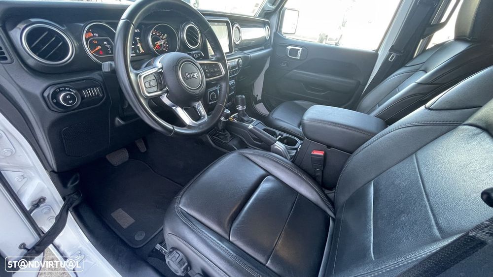 Jeep Wrangler Unlimited 2.2 CRD Night Eagle AT - 37