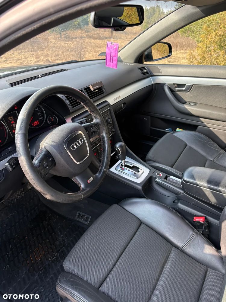 Audi A4 Avant - 19