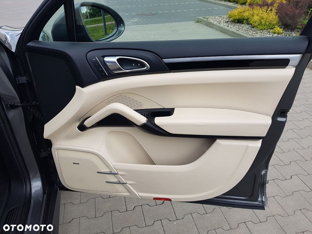 Porsche Cayenne S Diesel - 21