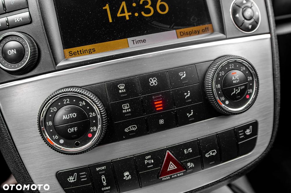 Mercedes-Benz Klasa R 350 CDI 4-Matic - 32