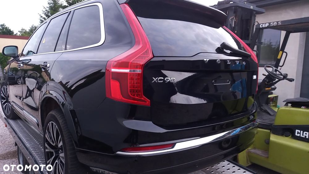 Volvo XC 90 - 7