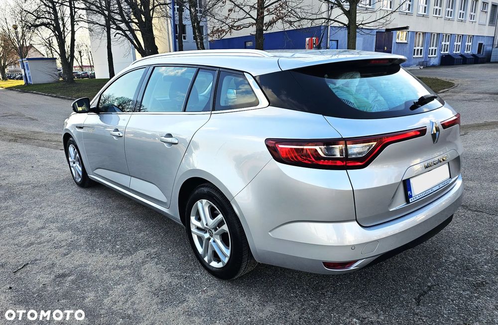 Renault Megane 1.5 Blue dCi Zen - 3