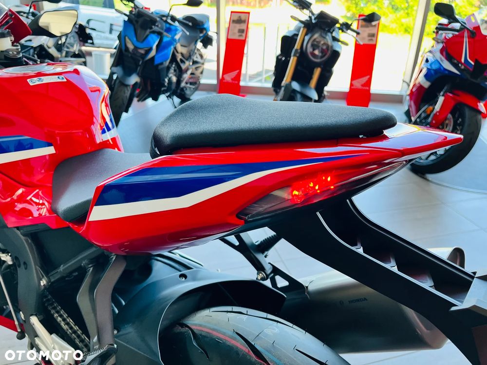 Honda CBR - 16