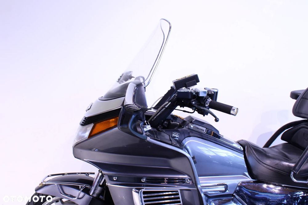 Honda GL - 29