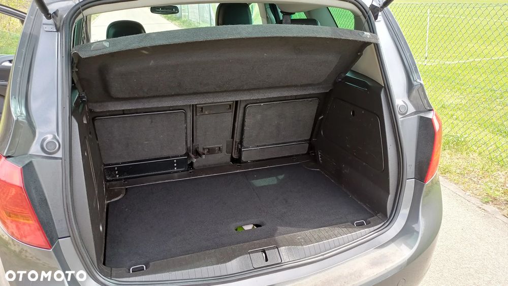 Opel Meriva - 23