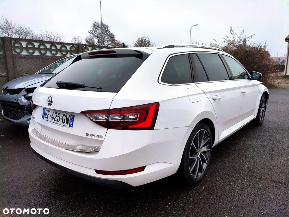 Skoda Superb 2.0 TDI DSG L&K - 7