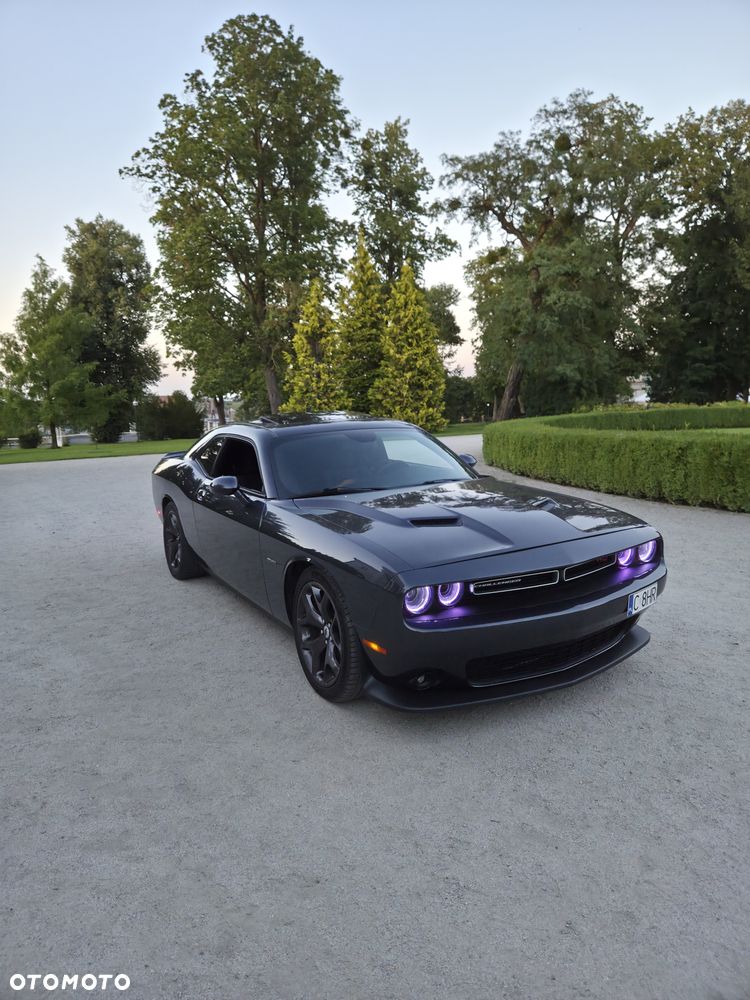 Dodge Challenger - 3