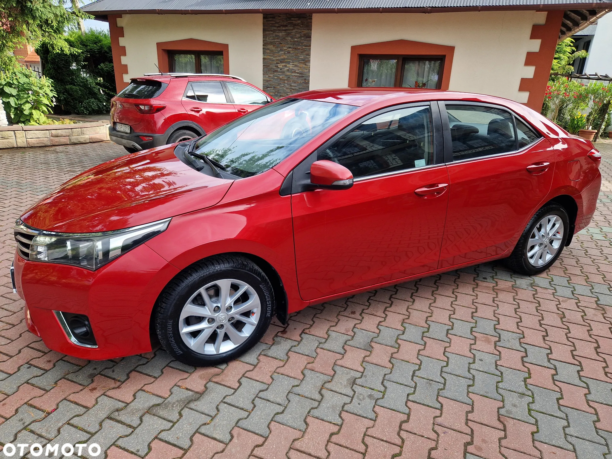Toyota Corolla 1.6 Premium + - 28