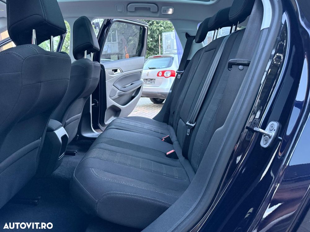 Peugeot 308 - 7