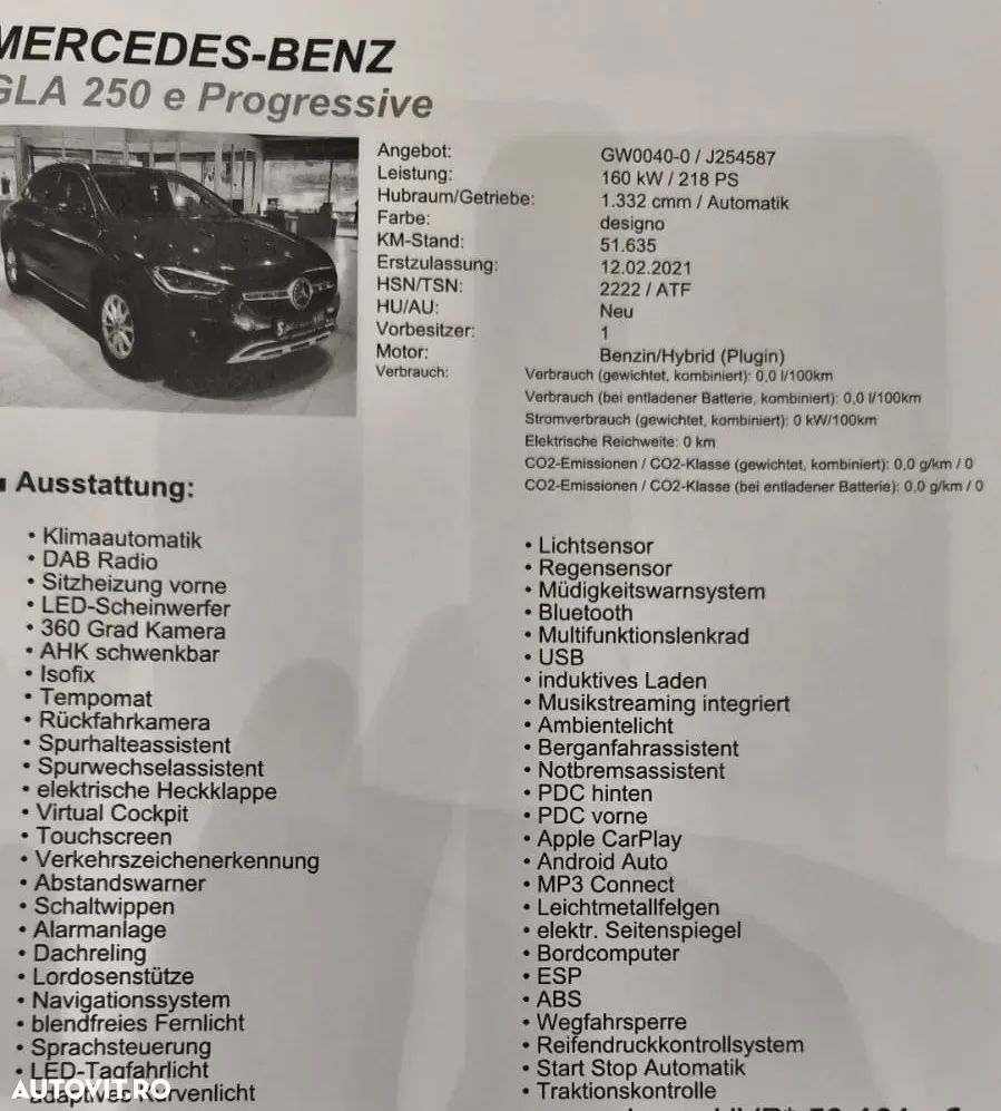 Mercedes-Benz GLA - 12