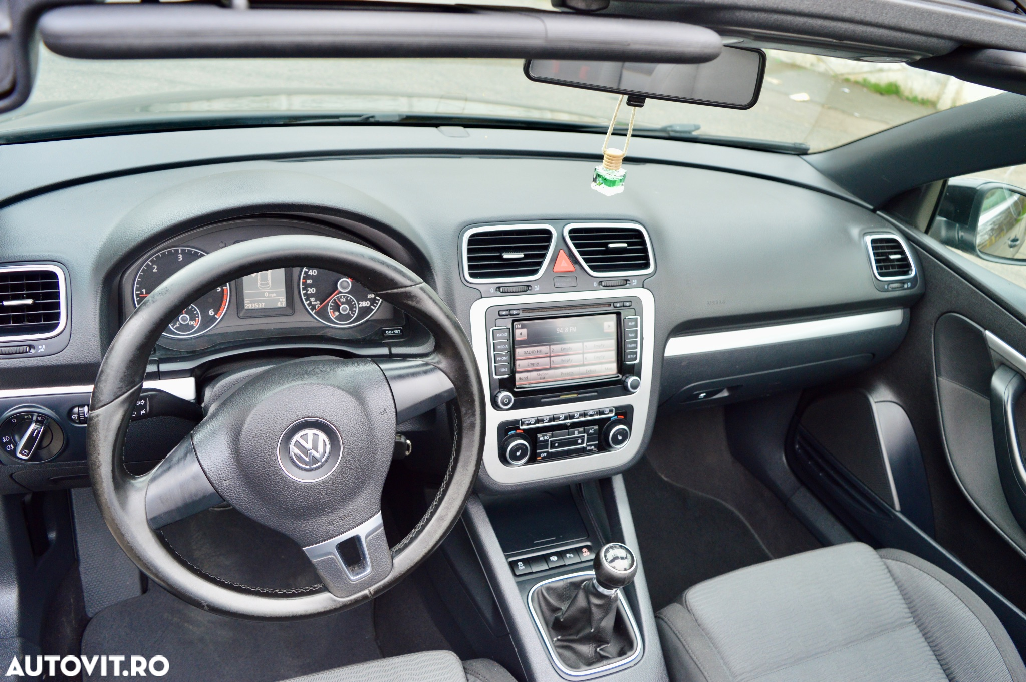 Volkswagen Eos 2.0 TDI DPF BlueMotion Technology Sport & Style - 28