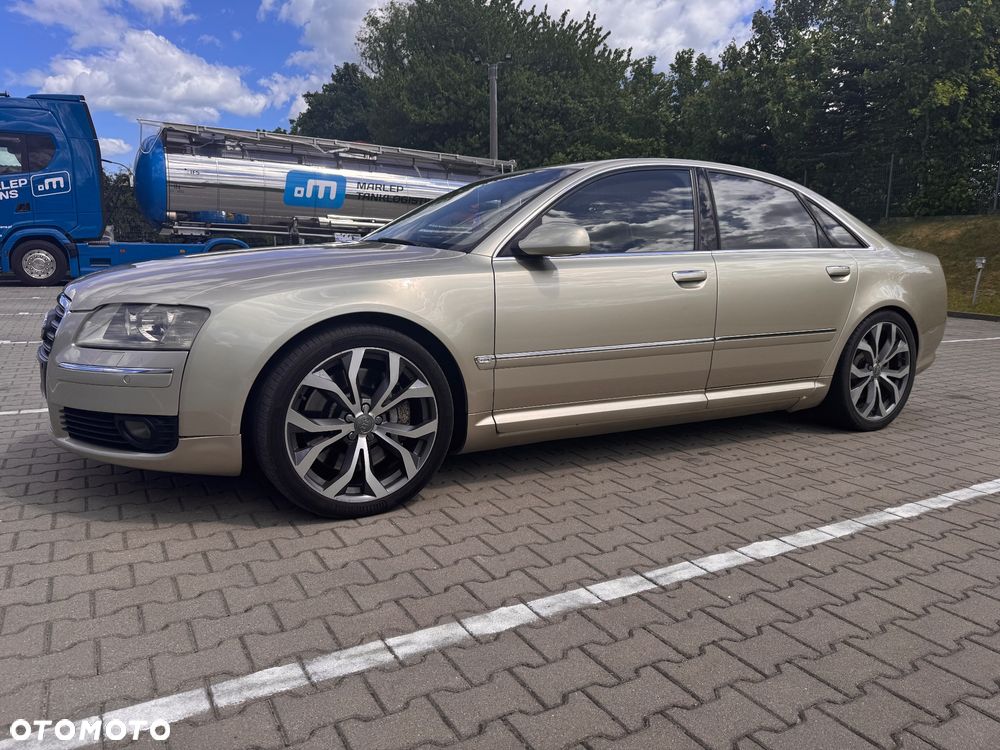 Audi A8 6.0 Quattro - 4
