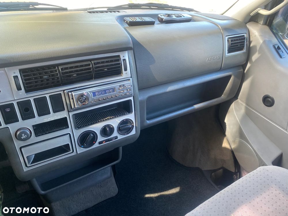 Volkswagen Transporter T4 - 12