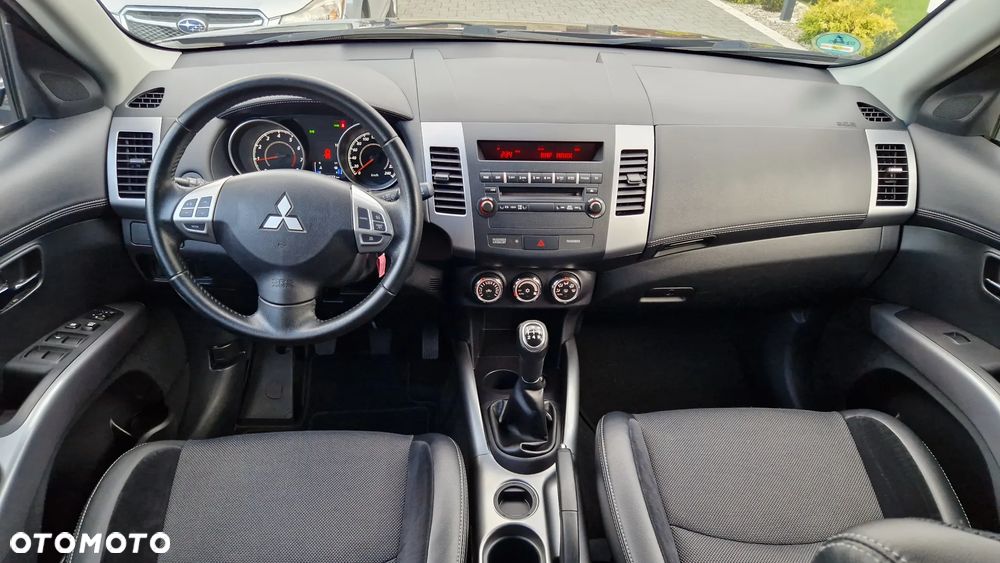 Mitsubishi Outlander 2.0 Intense 2WD - 6