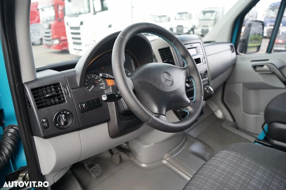 Mercedes-Benz SPRINTER / CONTAINER 4.3 M / ELEVATOR PALFINGER / IMPORTAT - 24