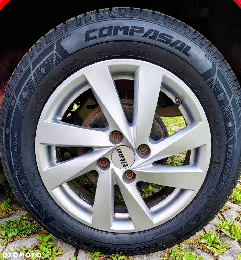Toyota Yaris 1.33 Active - 27