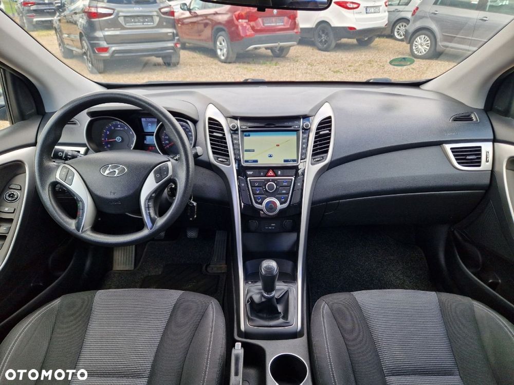Hyundai i30 blue 1.4 Passion - 7