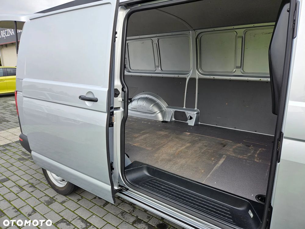 Volkswagen Transporter LONG 2.0TDI - 17