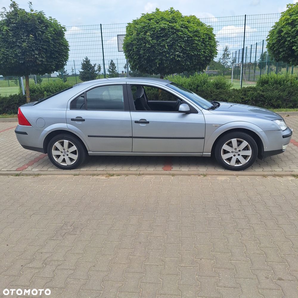 Ford Mondeo 1.8 X - 1