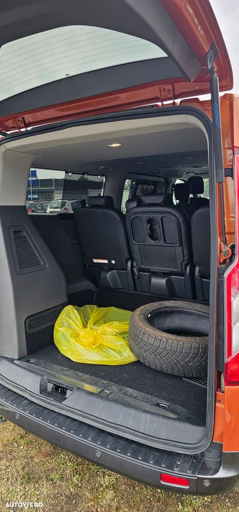 Ford Tourneo Custom Bus 320 2.0 EcoBlue 170 CP L2H1 Active Aut. - 5