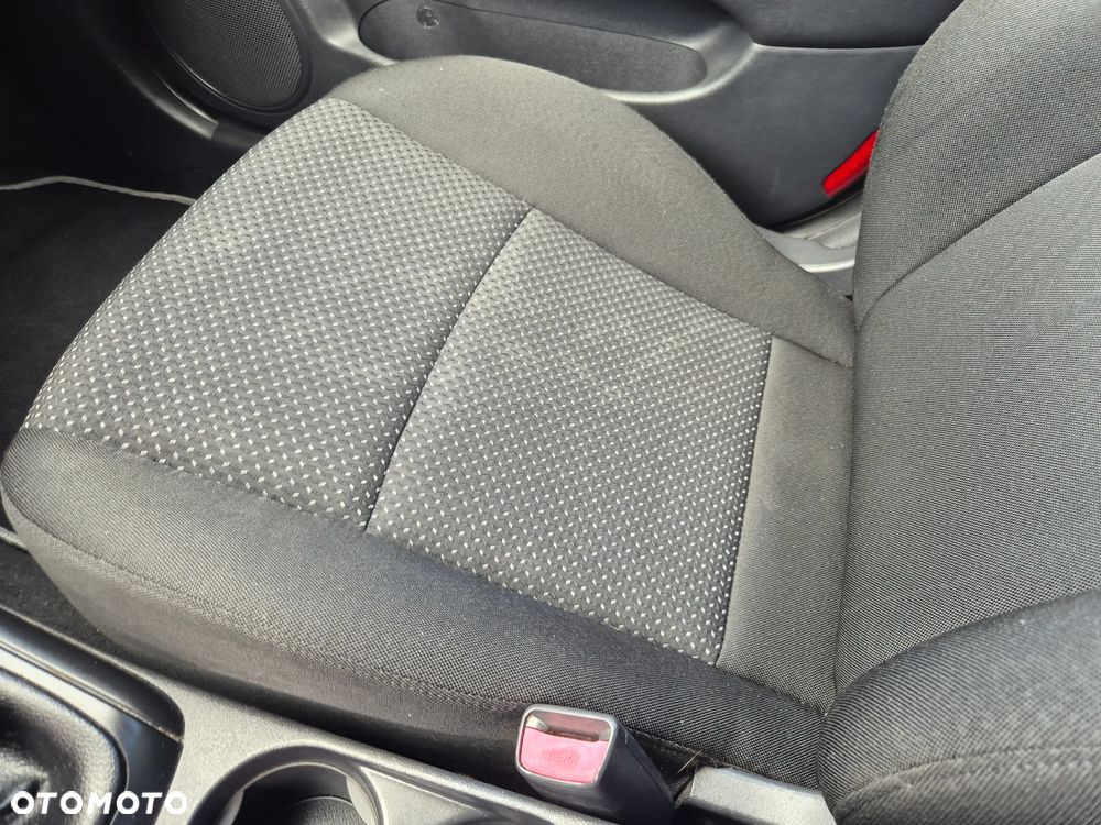 Hyundai i30 1.6 CRDi Blue Classic - 16